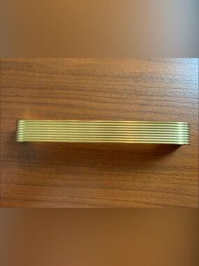 Antique Brass Reeded Drawer Pull